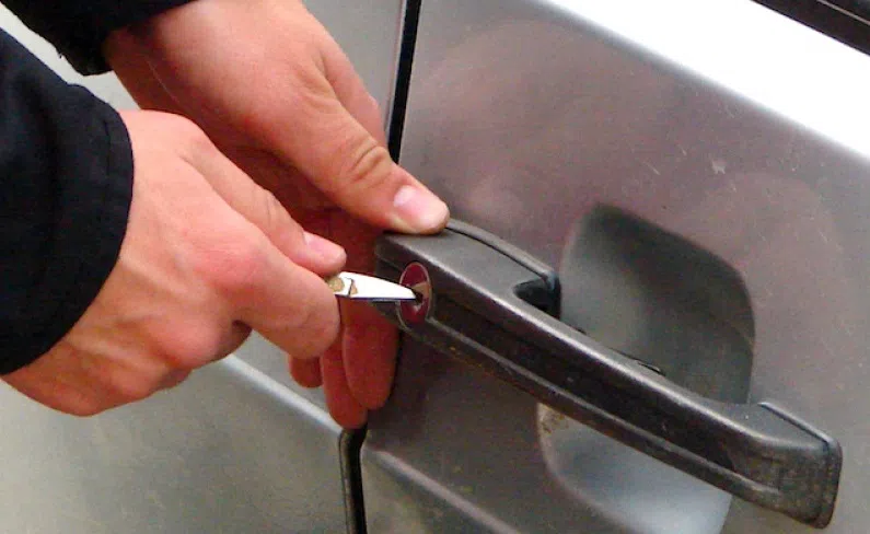 San Antonio Locksmith Service San Antonio, TX 210-780-6527 - locked-out-of-car-home